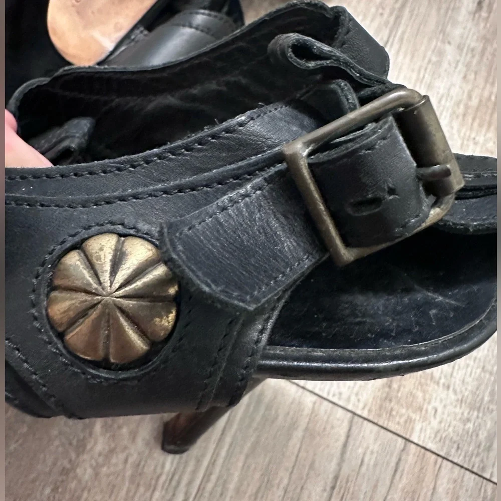 Manolo Blahnik Black Leather Buckle Sandals Brass Medallion Vintage Heels